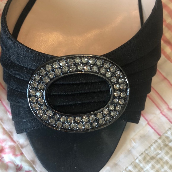 Mano Blahnik - Picture 2 of 4